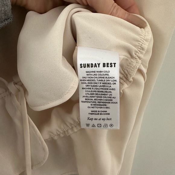 Aritzia Sunday Best Kimberly Blouse - Picture 5 of 6